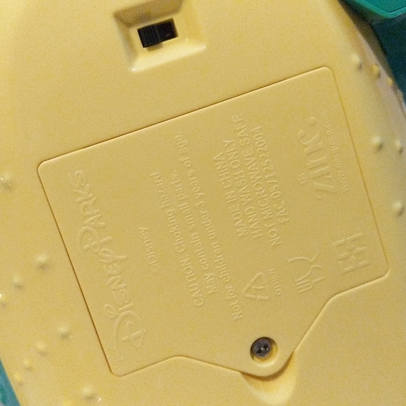 Disney Parks Light Up Dragon Popcorn Buckets - Picture 7 of 10